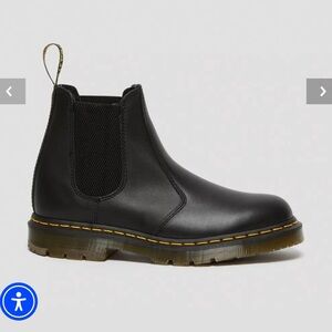 Doc Martens 2976 Slip Resistant Leather Chelsea Boots